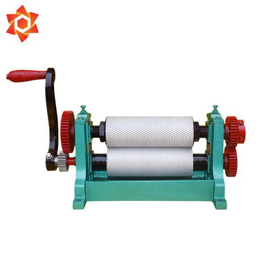 450mm Rollen-Längen-Bienenwachs-Grundlagen-Rollen-Maschine 4,5 - 5.4mm Zellengröße