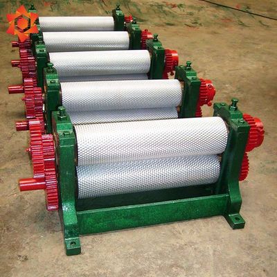 450mm Rollen-Längen-Bienenwachs-Grundlagen-Rollen-Maschine 4,5 - 5.4mm Zellengröße